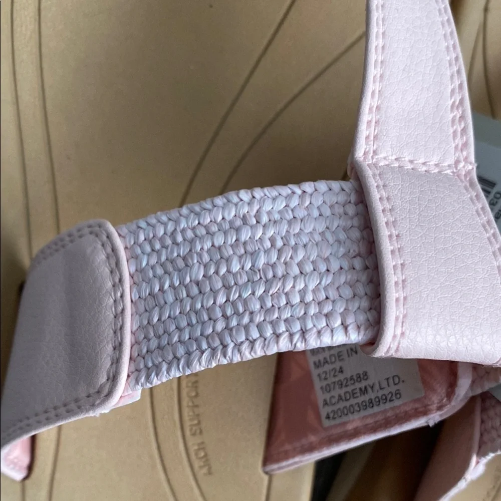 Pink and Tan Flip-Flop Sandals with Quilted T-Strap